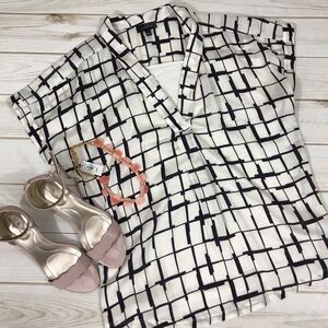 Adorable The Limited Top - Sz L